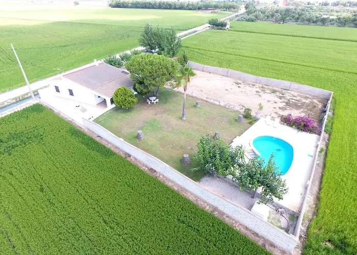 Garcia Landhuis *